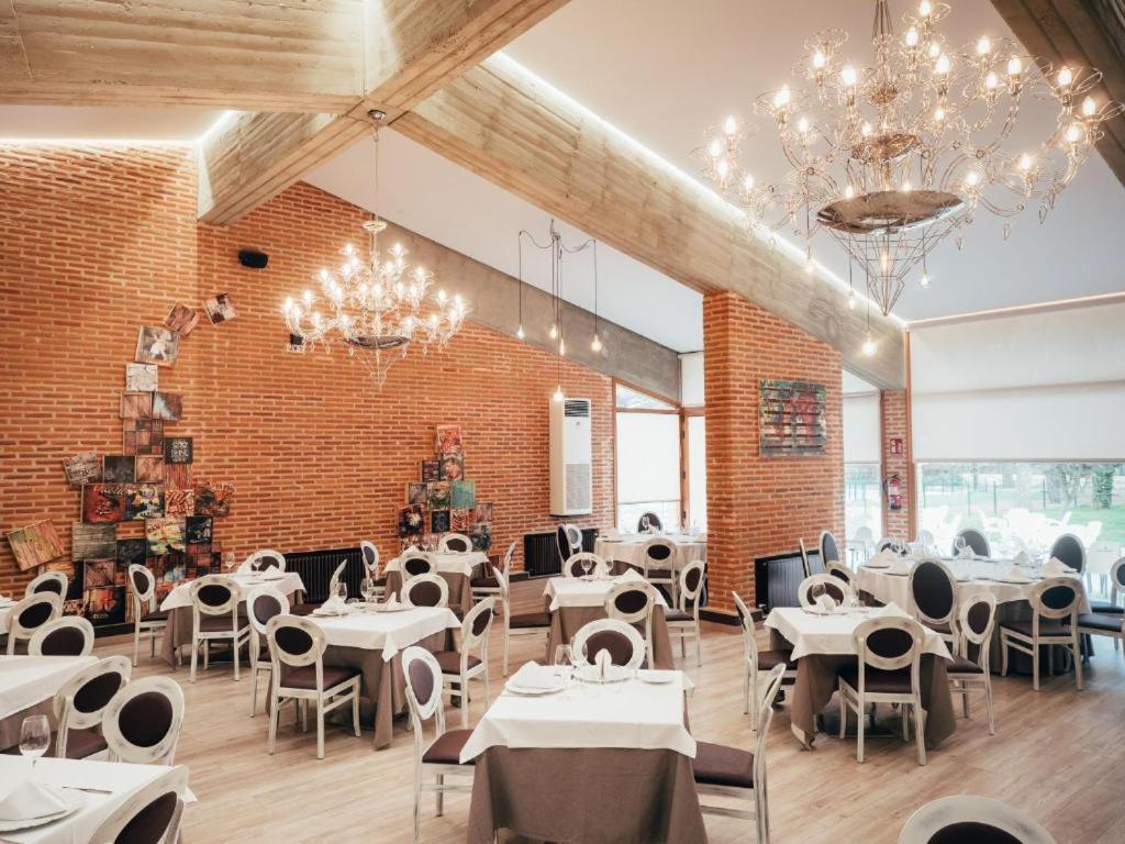 Hotel Restaurante El Montico Tordesillas Kültér fotó