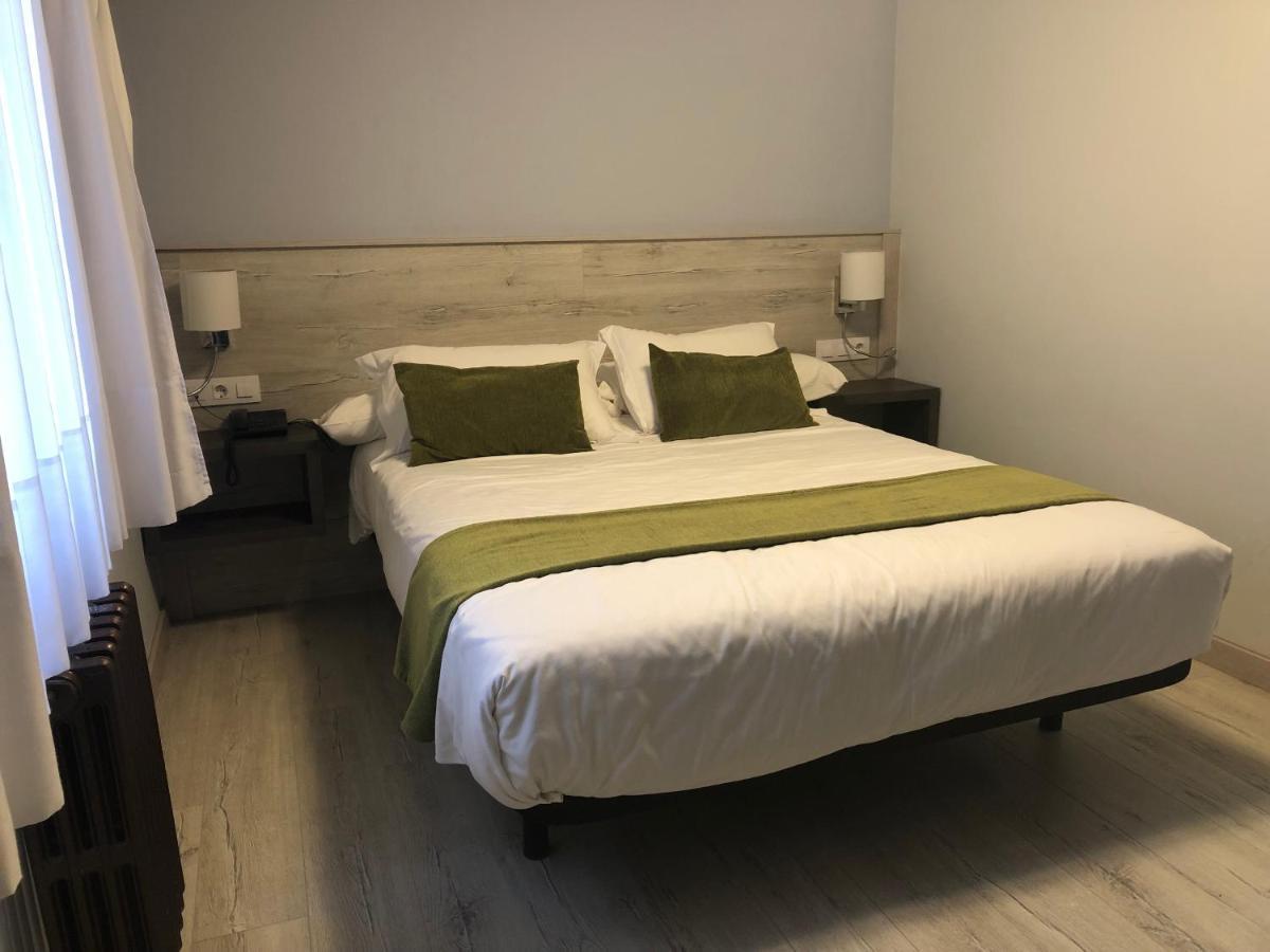 Hotel Restaurante El Montico Tordesillas Kültér fotó